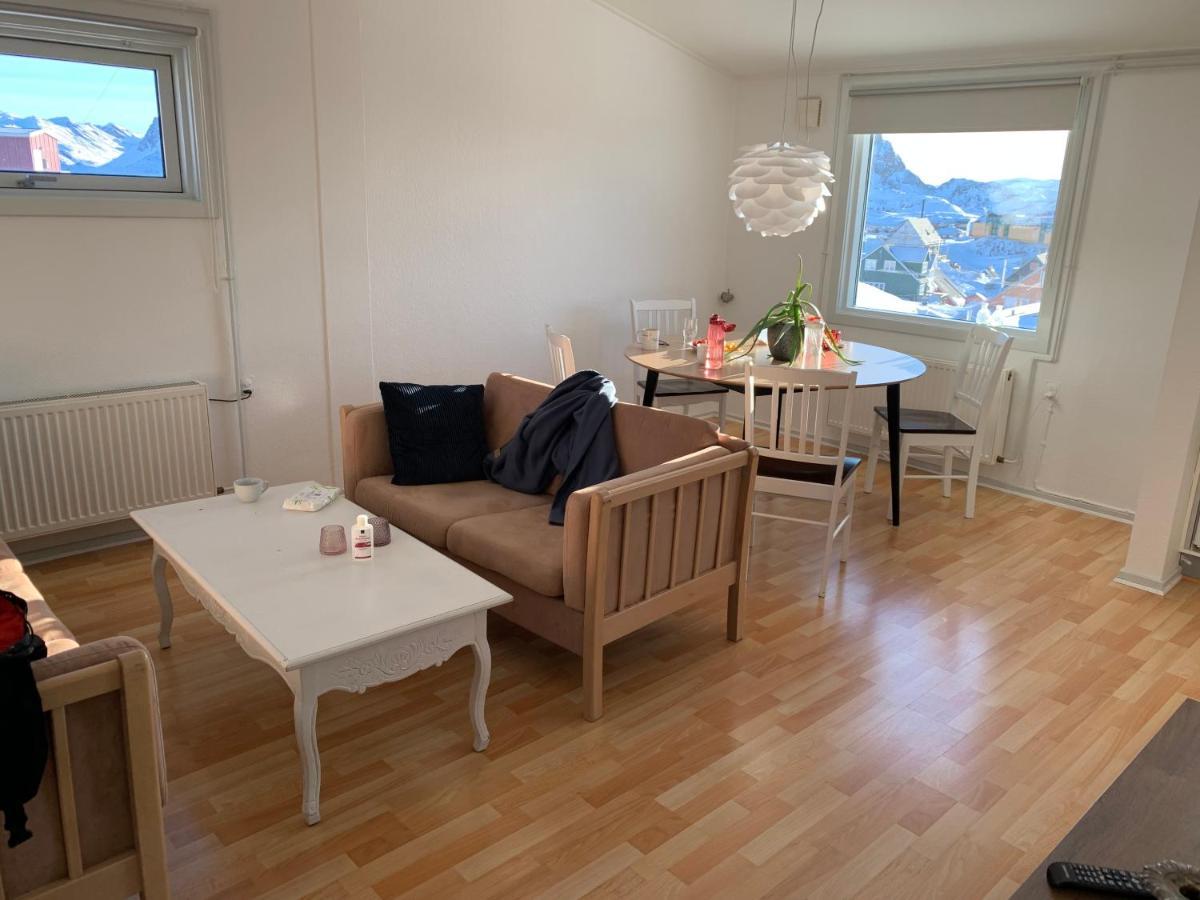 Isi4U Apartments, Snowmobile And Dogsled Sisimiut Luaran gambar